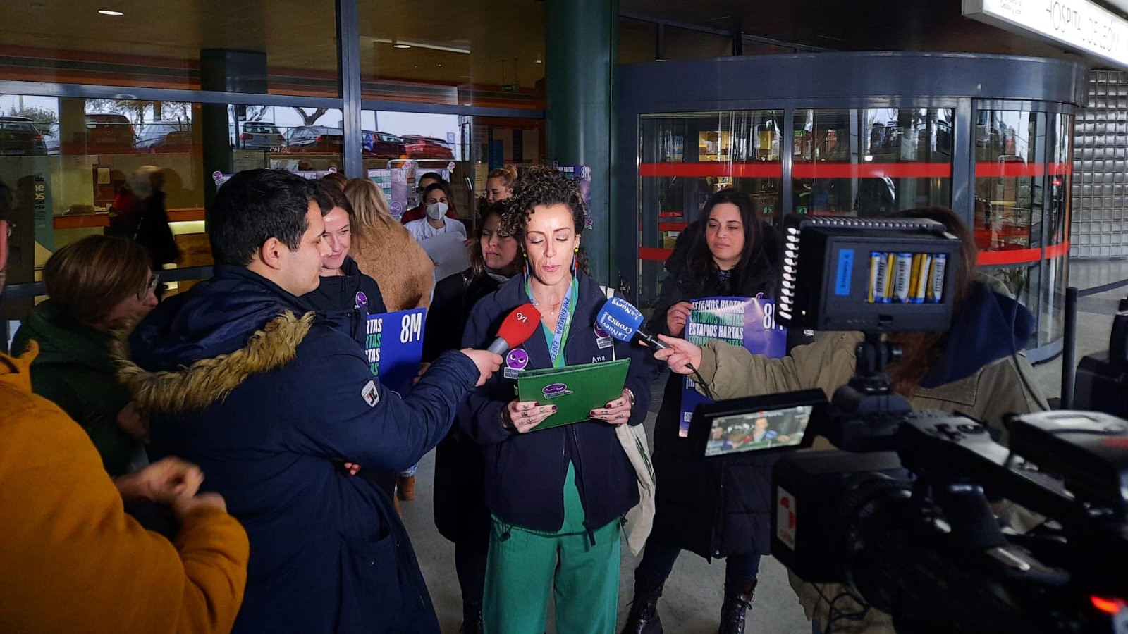 Concentración de SATSE en el Hospital de León el 8 de Marzo
