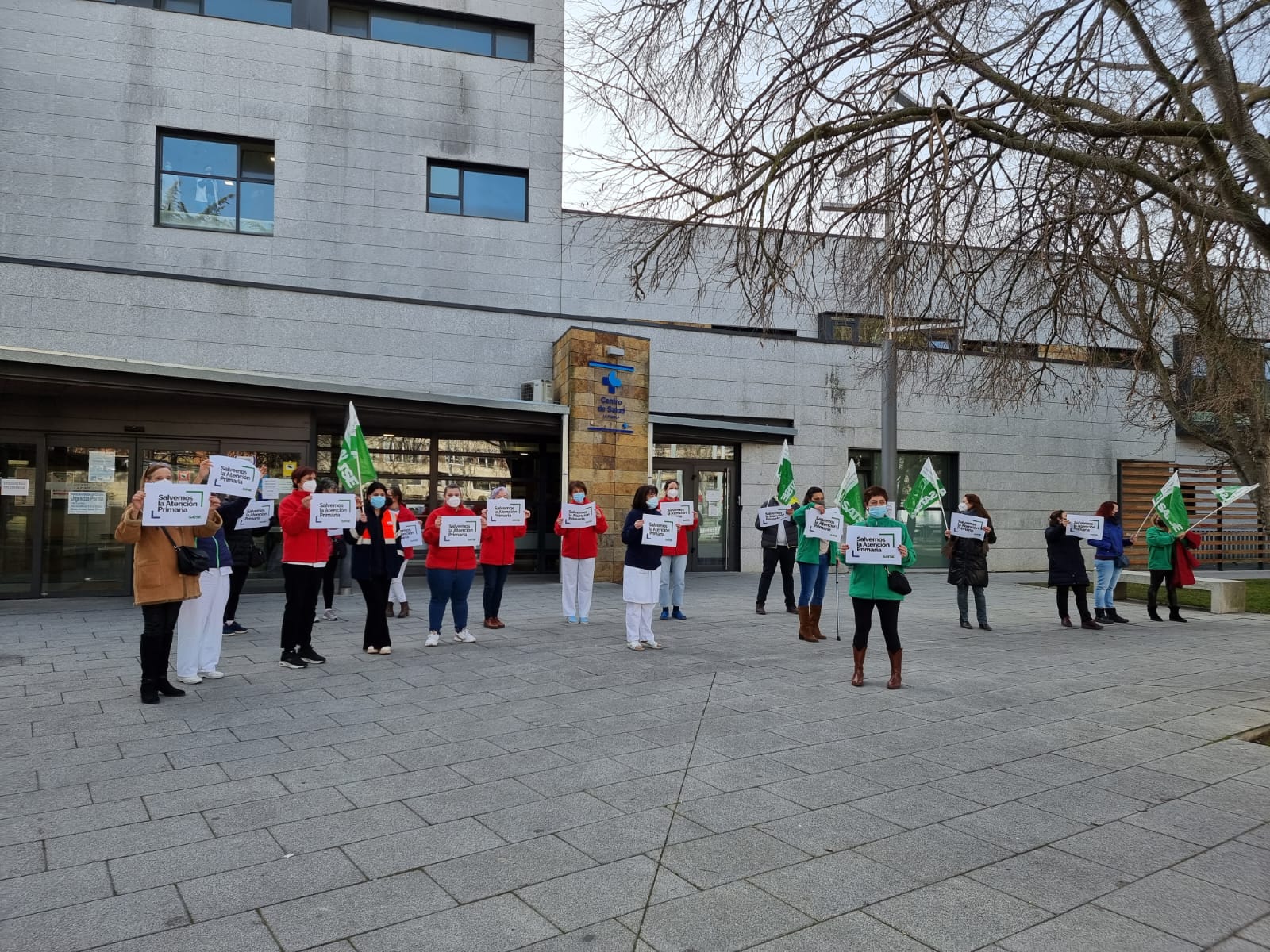 Concentración de enfermeras y delegadas de SATSE en Palencia