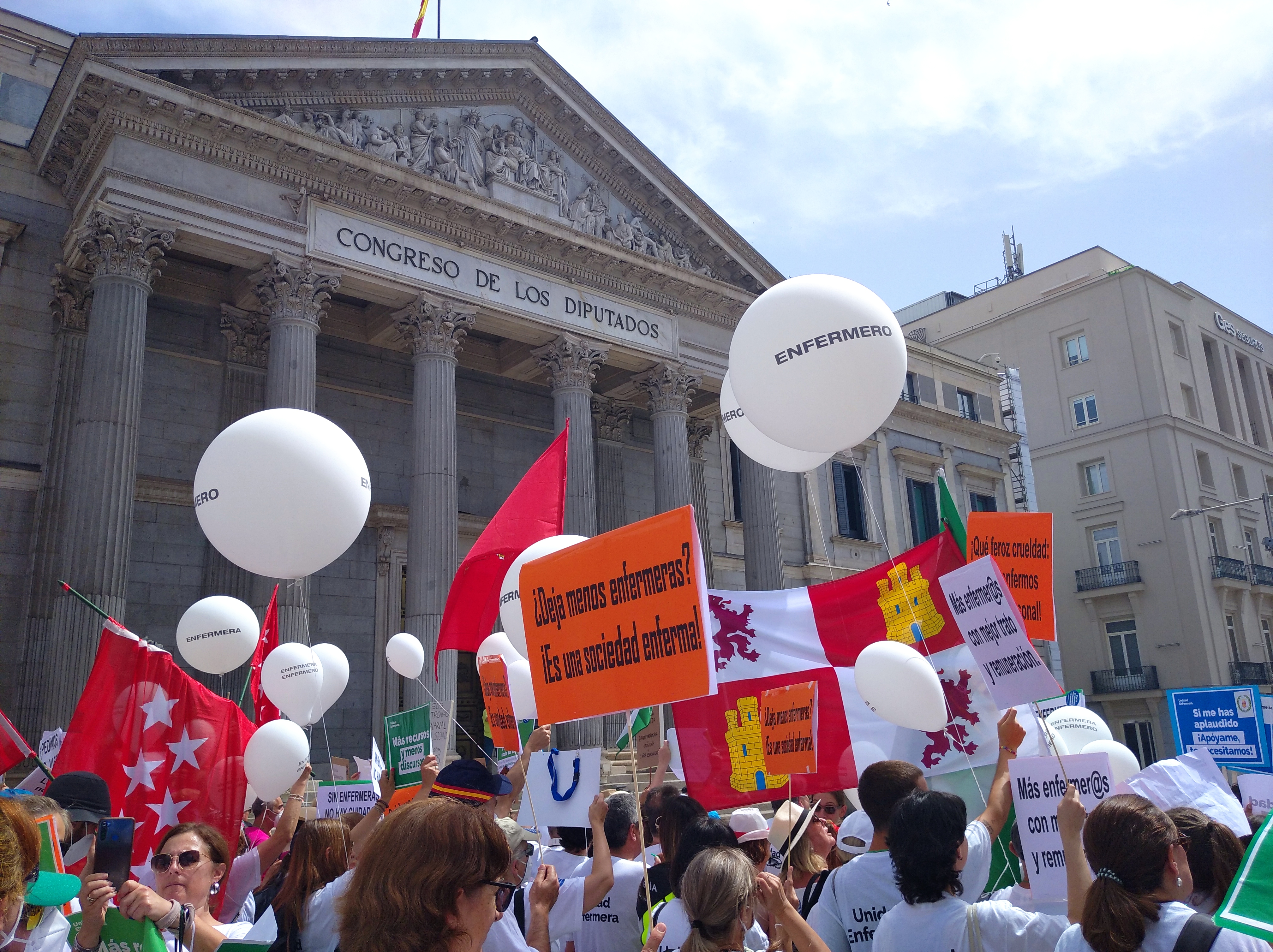 Delegados de SATSE en la manifestación de Madrid el 18 de junio de 2022
